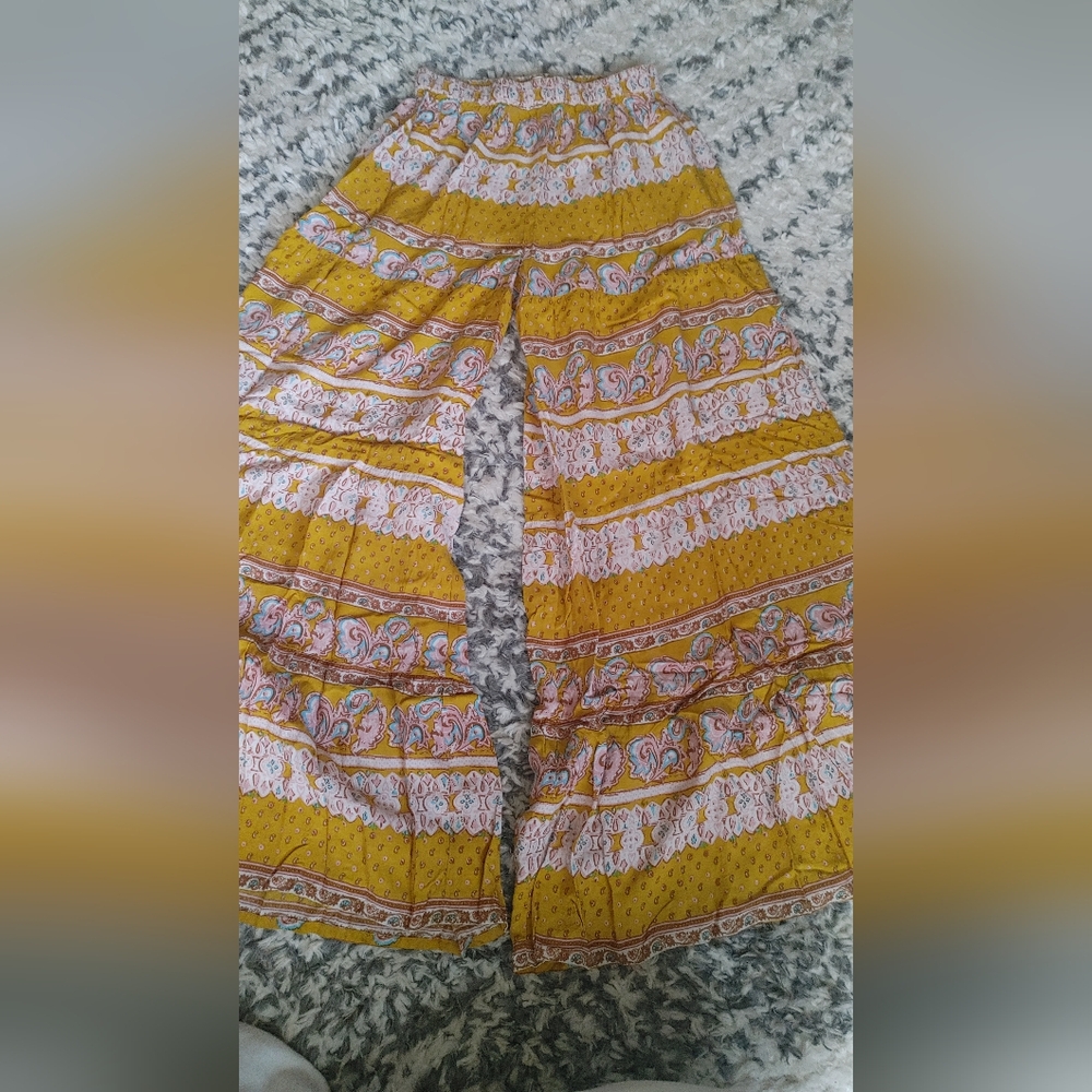 NATURAL LIFE Yellow and Pink Patterned Garment